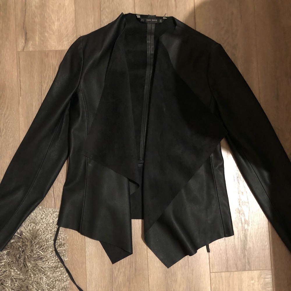 Zara Black Faux leather and suede waterfall jacket